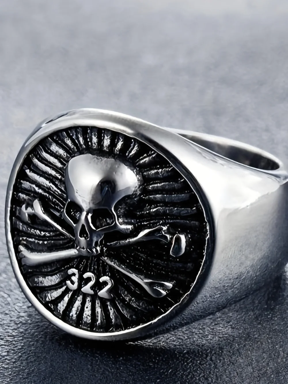Men's 925 Sterling Silver Skull Signet Ring | Edgy Skull and Crossbones Ring 10